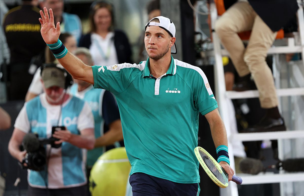 Хачанов узнал имя первого соперника на турнире в Алматы