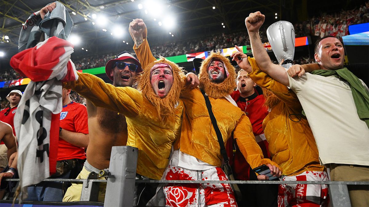 Англия продлила свою рекордную серию, пробившись на ЧМ в восьмой раз подряд