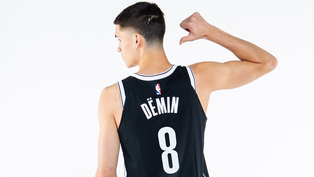 «Бруклин» проиграл «Шарлотт» на старте НБА, несмотря на 14 очков россиянина Демина