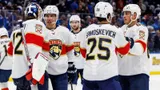 Такого не было целых 30 лет! Неожиданный герой уничтожает фаворита плей-офф НХЛ — ему помогает русский супервратарь