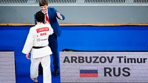 В Грузии освистали гимн России. Наш дзюдоист Арбузов разгромил их любимца, публике в Тбилиси это не зашло