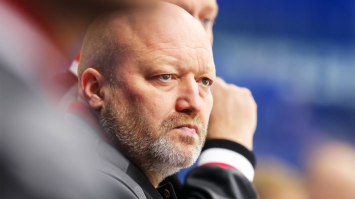 Заварухин — о матче «Автомобилиста»: «Хорошо, что победили по буллитам, зрители ушли, потом вернулись»