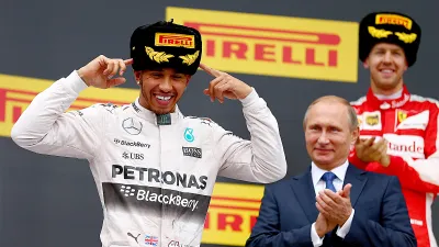 Льюис Хэмилтон