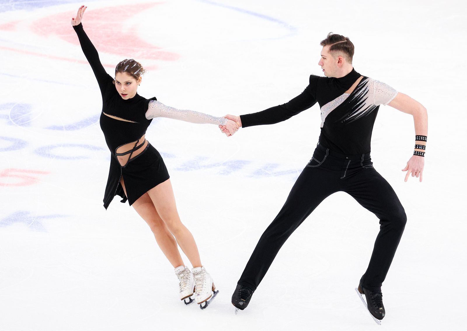 https://cdn-m.sport24.ru/m/44fe/c530/7260/4f90/a5ce/6325/7bc7/f88b/3200_10000_max.jpeg