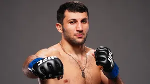 Первый осетин в истории UFC: выносит американцев, не боится Чимаева и собирается выиграть пояс