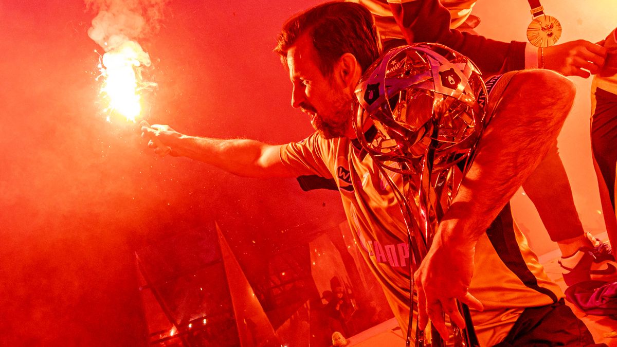 Хиддинк: «Семак был моим играющим тренером во время матчей сборной России»