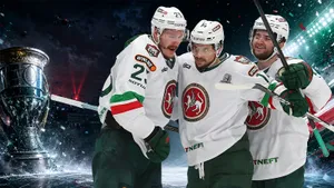 «Ак Барс» выигрывает в финале под атаками БПЛА. Ночью в Ярославле выли сирены, во время матча закрыли аэропорт