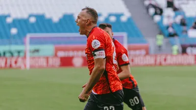 ФК Акрон Тольятти, Артем Дзюба