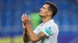 Ловрен получил мышечное повреждение и не прилетел на игру с «Сочи»
