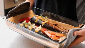 В 5 раз дешевле семги, а пользы не меньше: можно есть даже на диете — почему стоит купить скумбрию