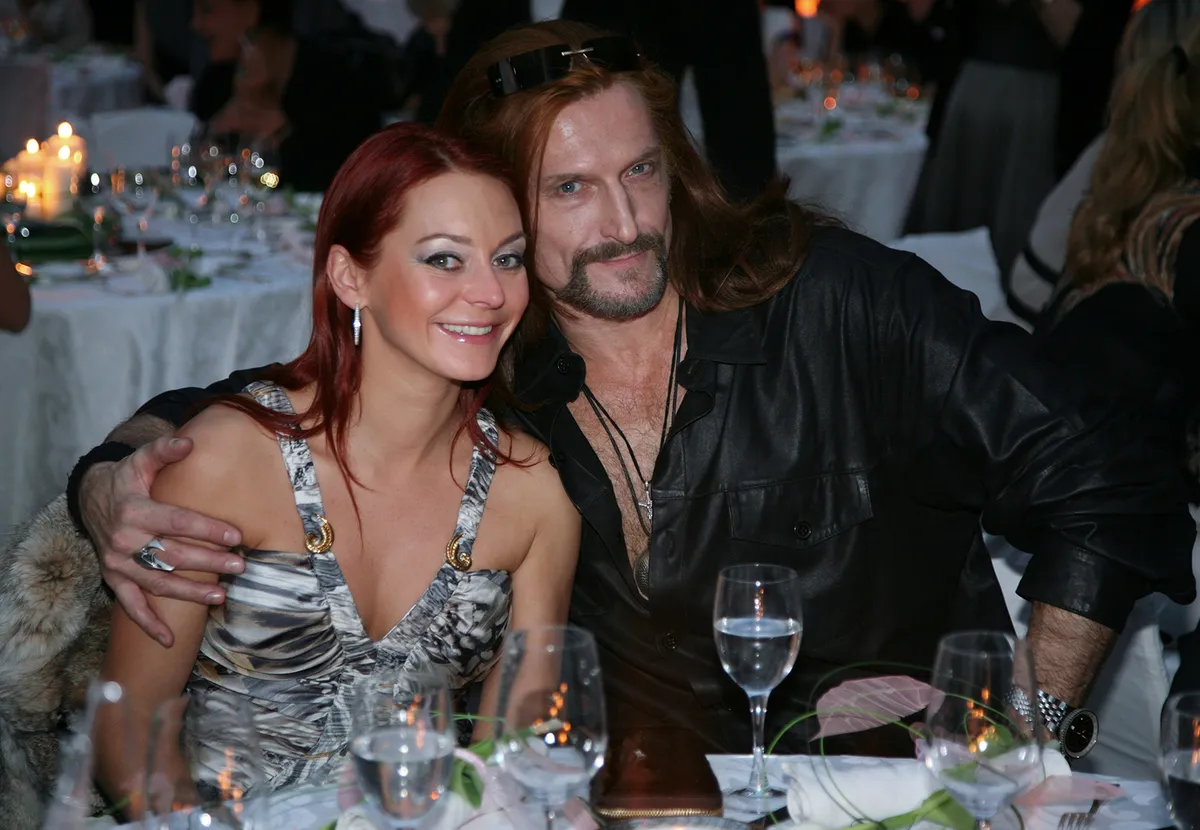 Порно жұлдыз Эва Фолк