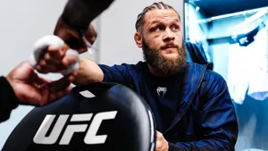 Физиева кидают под грозного мексиканского нокаутера. В UFC хотят «слить» яркого кикбоксера из Азербайджана?