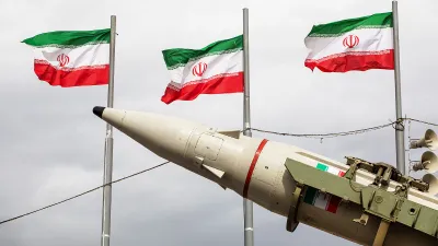 Сборная Ирана по футболу, Общество