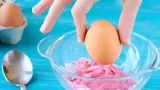 Новый способ окрашивания яиц на Пасху может быть опасен для здоровья: не используйте пену для бритья