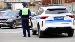 Новый штраф 300 000 за нарушение ПДД, когда машина стояла на месте: кто может попасться