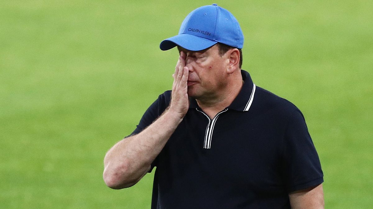 Слуцкий — о вылете сборной России с Евро-2016: «Номер отеля был разрушен — меня ткнули в дерьмо»