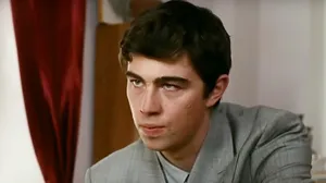 Из-за съемок этой сцены Сергей Бодров попал под ледник: она задержала группу в ущелье