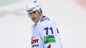 Российские врачи спасли большого хоккейного таланта! Малкин разозлился и случайно покалечил самого себя 