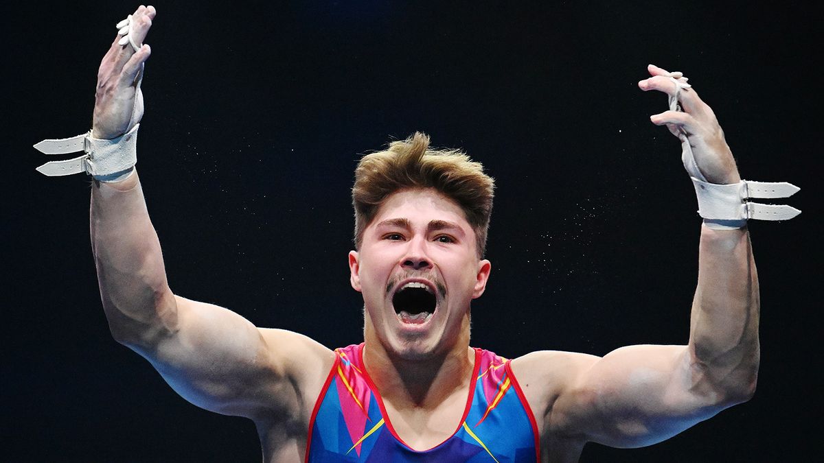 Видели мои тапки с зайчиками! Русский гимнаст Карцев о травме на ЧМ-2025, усах и победе в Премьер-Лиге