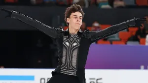 Американский фигурист попросил нашего Льва Лазарева научить его русскому. Он слушает Цоя и «Бутырку»