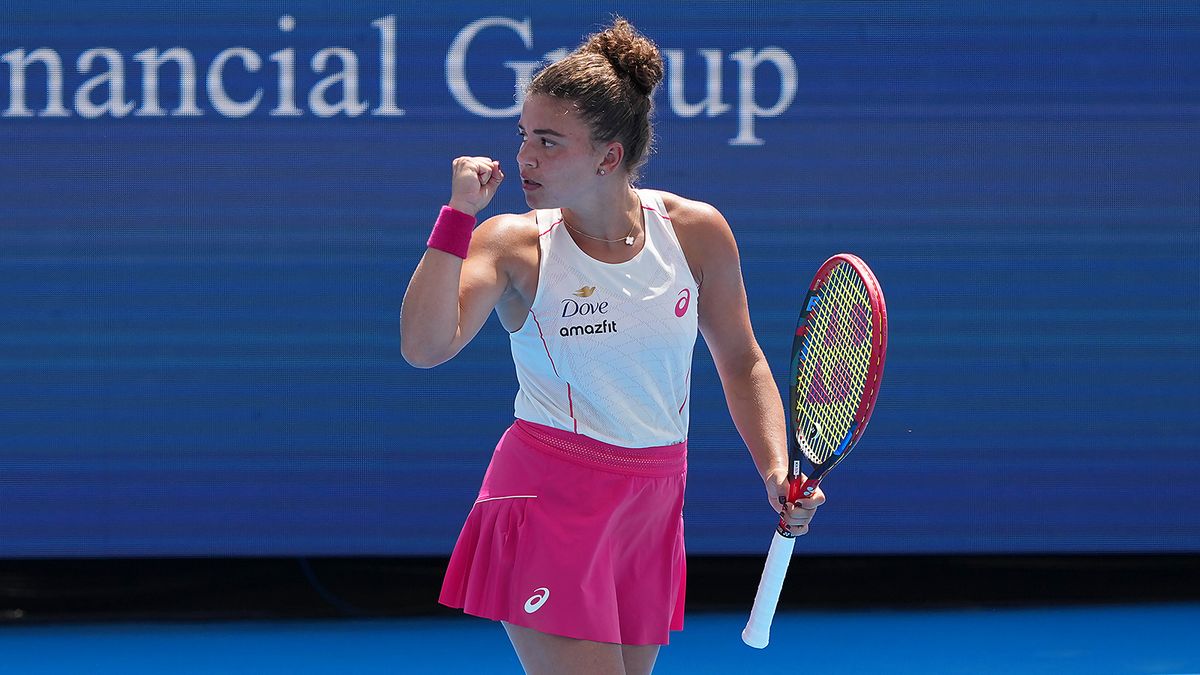 Паолини победила Боузкову и сыграет против Анисимовой в 1/4 финала турнира WTA 1000 в Пекине