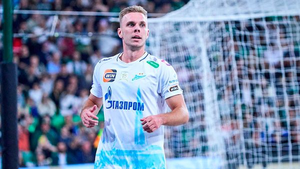 Своим поведением Глушенков подставляет сам себя. Он звезда «Зенита», но такие празднования все только портят