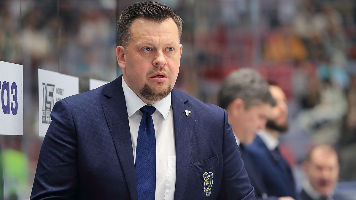 Кокорев — об игре «Лады» со «Спартаком»: «Совершили три ошибки и получили соответствующий результат»