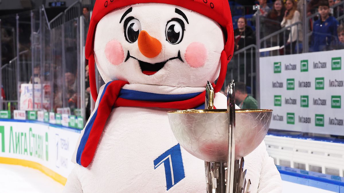 Хоккеисты 15 клубов КХЛ вошли в расширенный состав сборной России на Кубок Первого канала