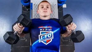 «Чтобы заниматься, достаточно земли, дерева и забора». Участник «Титанов» — о «Народных Играх ГТО Спортлото»