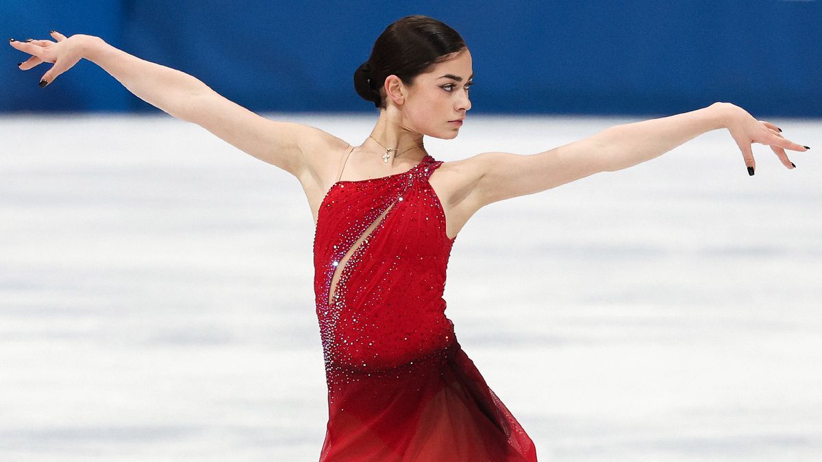 Петросян идет на втором месте после своего проката в произвольной программе на ОИ-2026