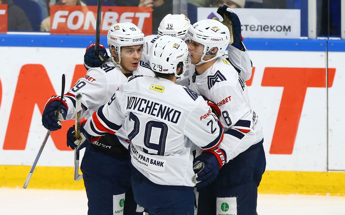 «Металлург» добыл пятую победу подряд, обыграв «Ладу» в матче с десятью голами