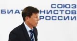 Суд признал недействительным диплом главы СБР Майгурова. Он может уйти в отставку