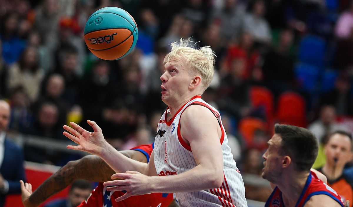 Франция пока не подписала указ о выдаче США российского баскетболиста Касаткина