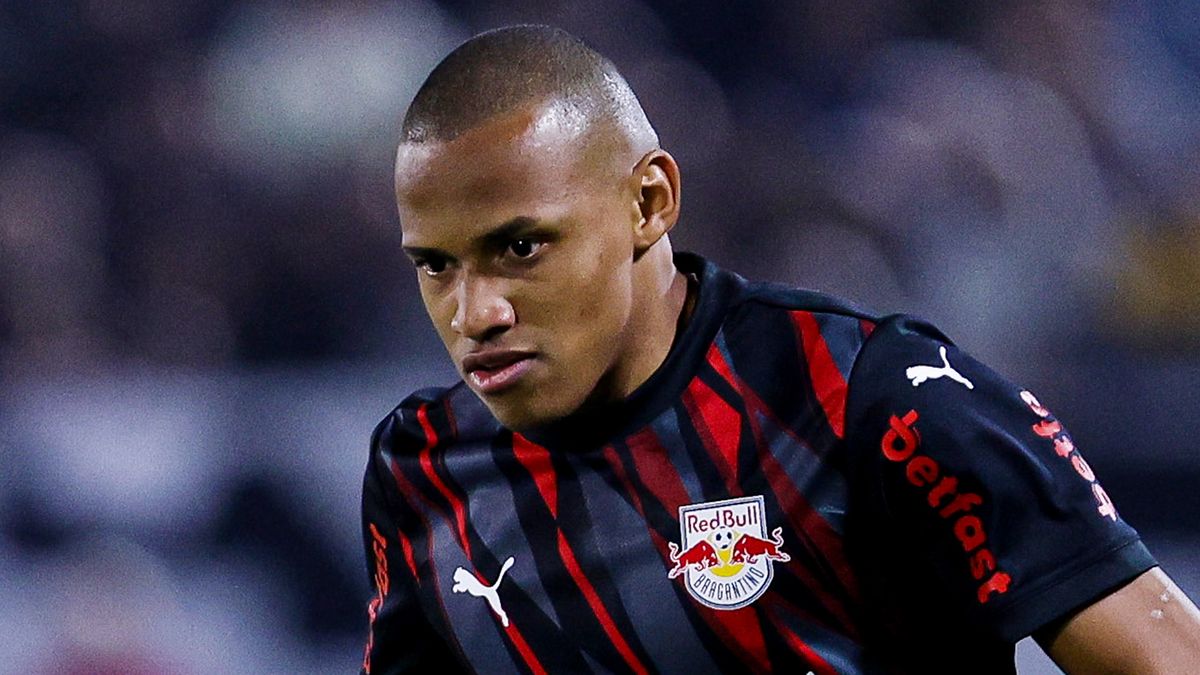 «Зенит» сделал предложение по трансферу бразильца Джона Джона: сумма может достигнуть 18 млн евро