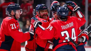 Банда Овечкина разорвала соперника в главном городе Америки! Русский герой снова доказал, что он — не эгоист