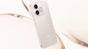 Honor 600 Lite отдают дешевле 25000: у него яркий экран, большая батарея на 6500 мАч и разумная стоимость