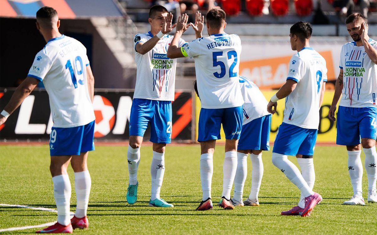 «Факел» обыграл «Сокол» и возглавил турнирную таблицу