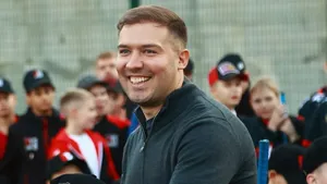 «Нас называли непатриотами. Я своим воспитанникам рекомендую играть за Россию». Тренер героев драфта НХЛ