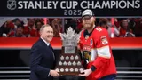 У русской легенды украли престижный приз в Америке? Вместо Бобровского MVP плей-офф признали канадского подонка 