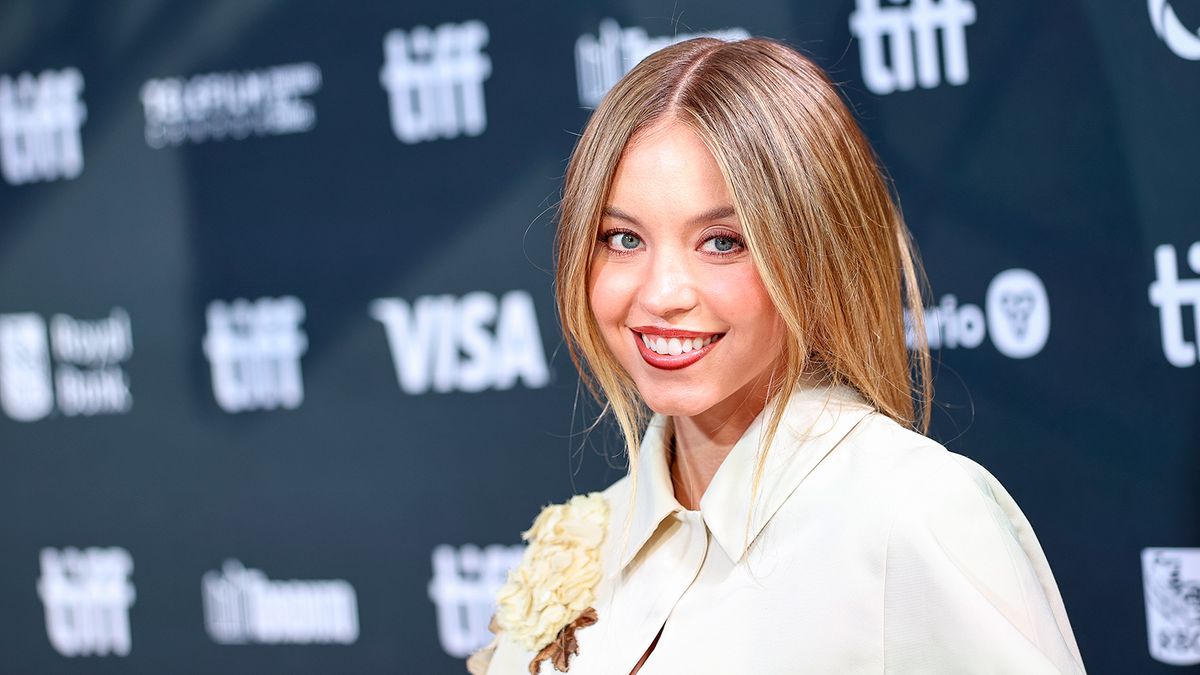 Актриса Сидни Суини готова провести боксерский поединок: «Это было бы круто»