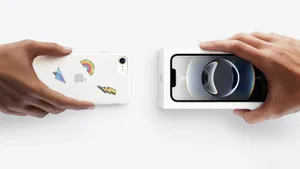 Самый дешевый айфон упал в цене до 49000 — iPhone 16e с привычной челкой и всего одной камерой