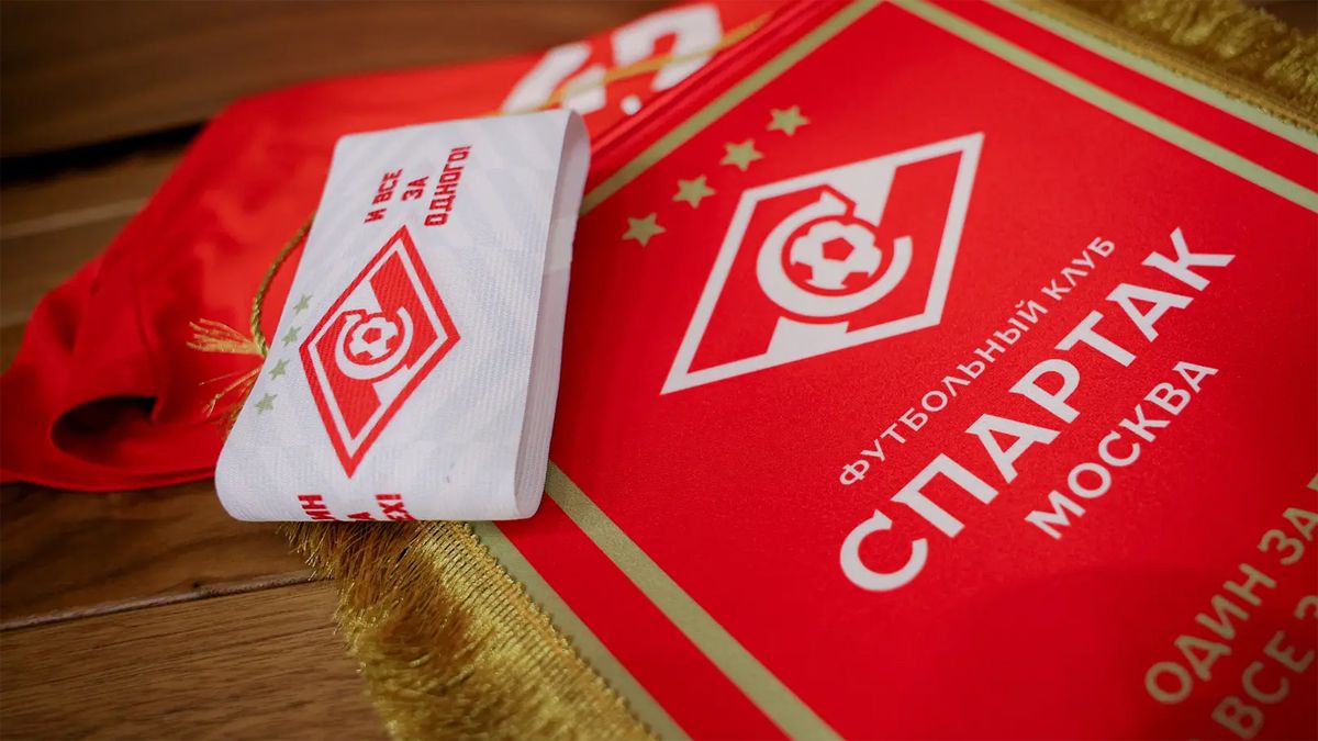 Тихонов не согласен, что Зенит поджимает Спартак по количеству болельщиков: Только ваше ощущение. Накрутили