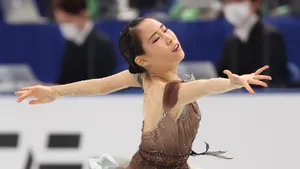 Михара выиграла короткую программу на чемпионате четырех континентов