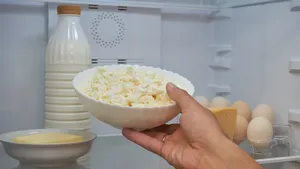 Беру творог и яблоки — получаю низкокалорийный и невероятно полезный десерт за 5 минут