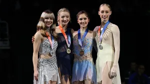 Чемпионка мира по фигурке внезапно проиграла 26-летней сопернице первенство США. Все из-за смены прически?