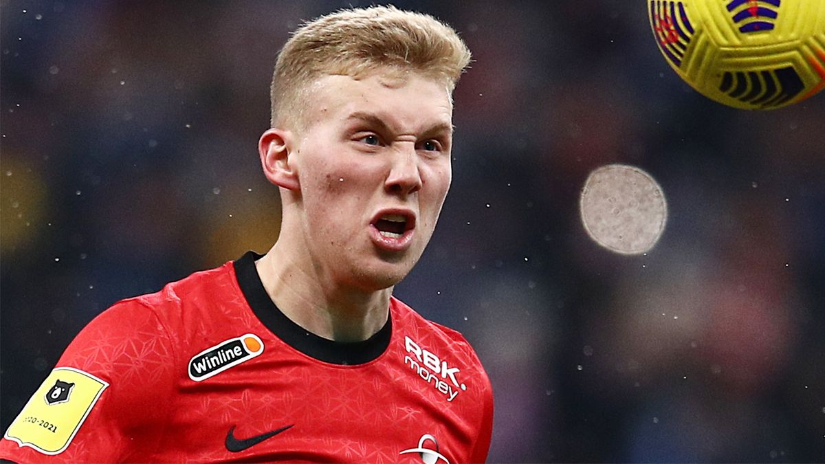 Экс-спартаковец Маслов вернулся в «Чайку»