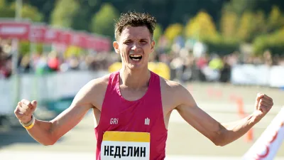 Дмитрий Неделин