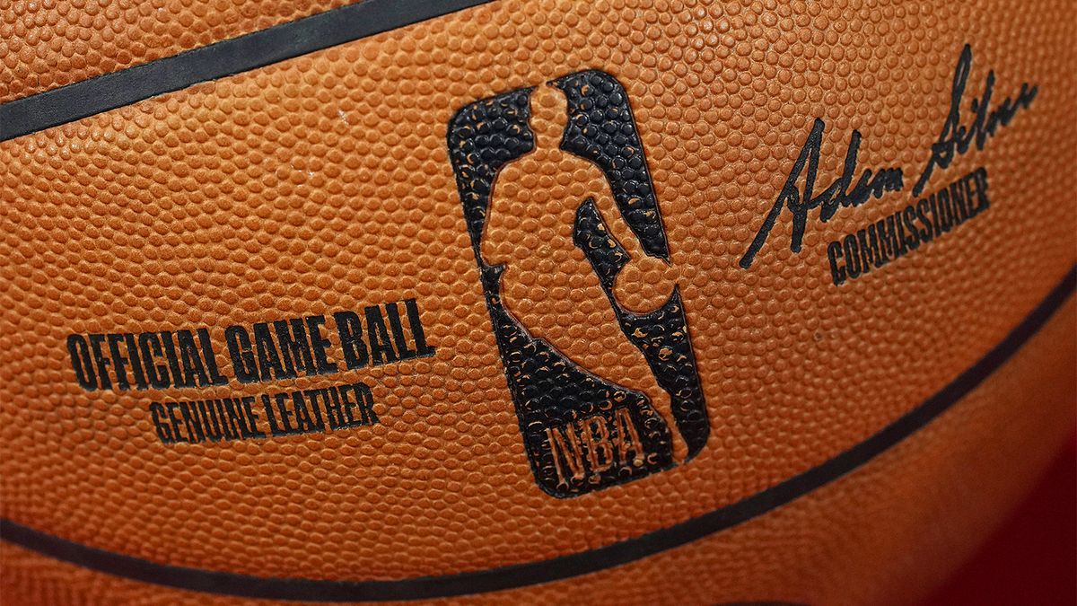 Обладатель наград новичку года и лучшему запасному НБА завершил карьеру в 32 года