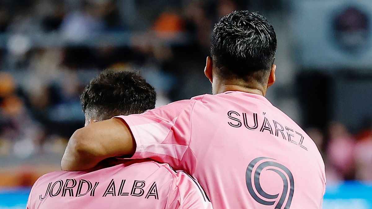 ESPN: «Интер» Майами выкупил контракт с Де Паулем и ведет переговоры о продлении с Суаресом