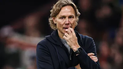 Валерий Карпин